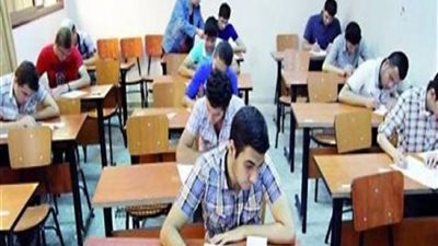 التعليم تحذر من وضع أسئلة مسيسة في امتحانات الفصل الدراسي الأول