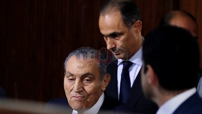 مبارك: المتسللون هربوا عناصر حزب الله والإخوان وحماس من السجون
