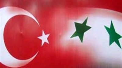 رئيس تحرير مجلة تركية: إنشاء منطقة عازلة بين أنقرة ودمشق يعجل بتفتيت سوريا