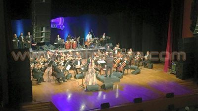 بالصور.. أنغام تُشعل مسرح جامعة مصر