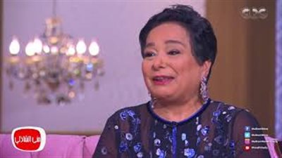 أنيسة حسونة تتسبب في بكاء منى الشاذلي في مشهد مؤثر (فيديو)