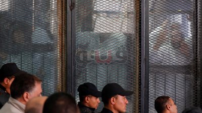 تأجيل محاكمة مرسي بـ«اقتحام السجون» لـ٢٤ يناير لشهادة مسئول بالأمن الوطني