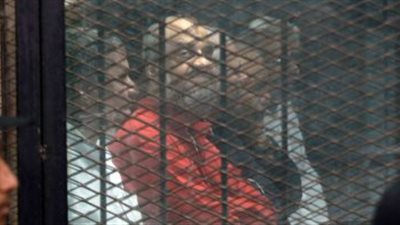 «اللي يكدب يعمى».. سؤال للبلتاجي أغضب قاضي «اقتحام السجون» في شهادة مبارك