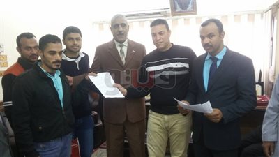 «قوى» الشرقية تسلم عقود متحدي الإعاقة بشركة إيبيكو للأدوية (صور)