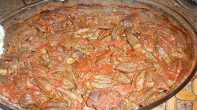 طريقة إعداد مسقعة البامية بـ«لحم البتلو»