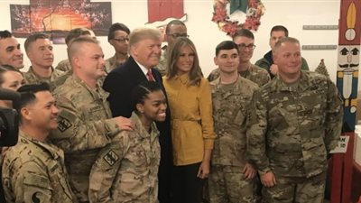 ترامب في زيارة مفاجئة للعراق.. ويعلن بقاء القوات الأمريكية (صور)