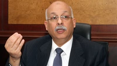 وزير الصحة يفتتح أول خط إنتاج أدوية للأمراض المزمنة