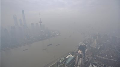 الضباب الدخاني يخنق بكين‭ ‬مع بدء محادثات المناخ في باريس
