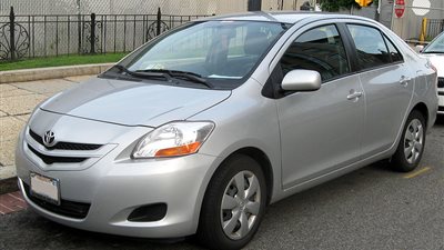 جمارك سيارات «تويوتا ياريس» 2008 عند دخولها مصر