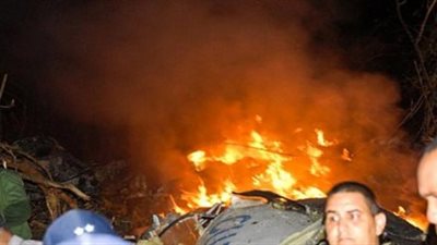 إصابة شخصين إثر تحطم طائرة إسرائيلية أثناء عملية هبوط اضطراري