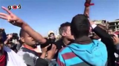 بالفيديو.. انهيار شقيق أحد الشهداء فور النطق بالحكم في 