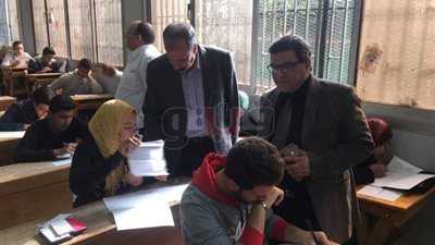 انطلاق امتحانات منتصف العام بجامعة الزقازيق (صور)