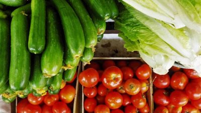 فلسطين تمنع استيراد الخضراوات والفاكهة والدواجن من إسرائيل