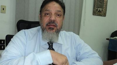 منتصر الزيات يدعو لتنظيم وقفة احتجاجية أمام محكمة جنوب الجيزة