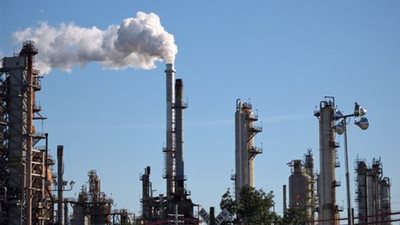 «مصطفى عبيد» يدعو «التنمية الصناعية» لتعديل شروط الرخص المؤقتة