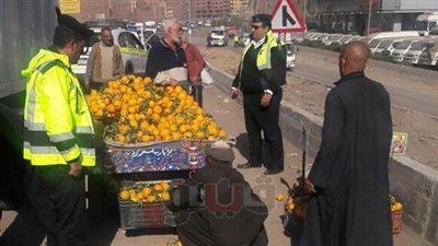 استمرار حملات إزالة الإشغالات على الدائري والكشف على المخدرات (صور)