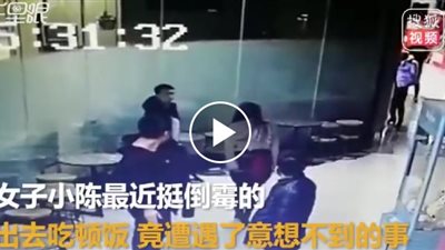 نهاية مروعة لفتاة رفضت التحدث مع شاب (فيديو)