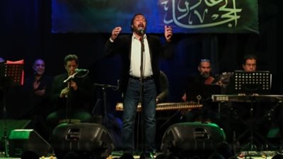 على الحجار يختتم حفلاته لعام 2018 في ساقية الصاوي‬