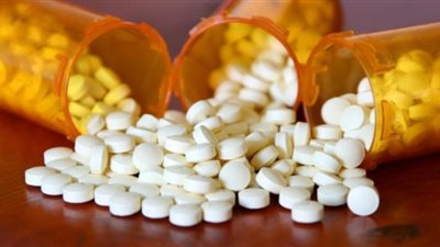 3 طرق لتهريب المواد المخدرة أحبطها أمن مطار القاهرة