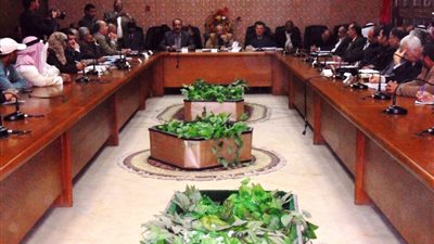 محافظ شمال سيناء يلتقي مشايخ رفح والشيخ زويد.. غدا