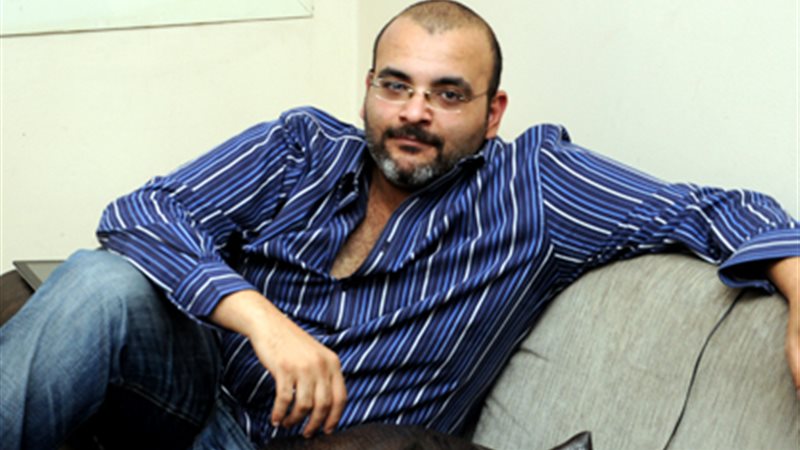 الشاعر الغنائي أيمن