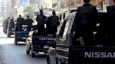 ضبط 101 بائع متجول و277 هاربا من أحكام في حملات بوسائل النقل