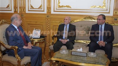 بالصور.. «إسماعيل» يتفقد «الإنتاج الحربي» ويلتقي بـ«العصار» لمناقشة برنامج الحكومة