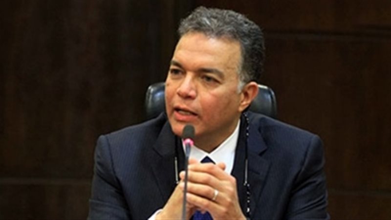 الدكتور هشام عرفات