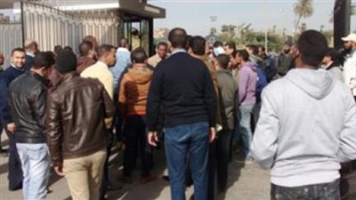 نشطاء الإسماعيلية يتضامنون مع موظفي 