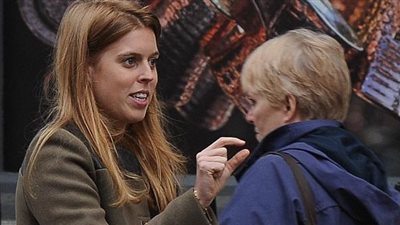 بالصور.. الأميرة «بياتريس» تتسوق في أحد أحياء لندن