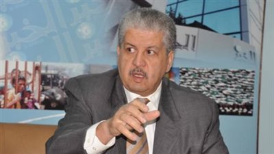 رئيس الوزراء الجزائري: ليس لدينا ما نخفيه بشأن صحة 