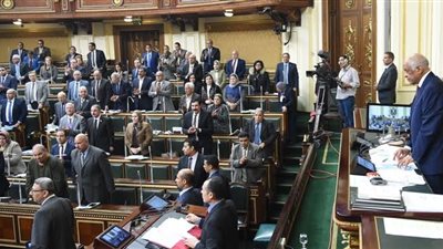 قانون التأمين الصحي في عهدة البرلمان.. النواب يوافق على التشريع من حيث المبدأ.. اللجنة المختصة تقدم 7 توصيات.. مطالبات بتشكيل لجنة تقييم ومتابعة.. واعتراضات على مدة التطبيق