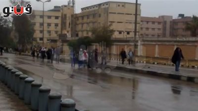 بالفيديو.. أسر الإخوان تغادر «أمناء الشرطة» بعد تأجيل محاكمة المرشد