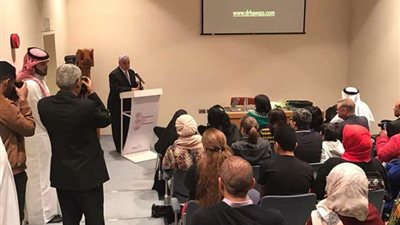 زاهي حواس يعرض أهم الاكتشافات في الأهرامات بالبحرين