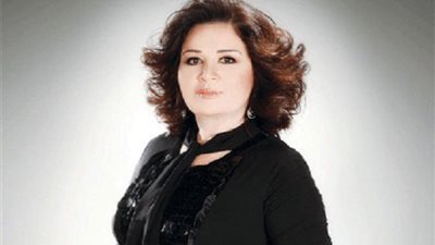 إلهام شاهين ضيفة برنامج «بصراحة» على «نجوم إف.إم»