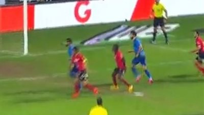 حسين رجب يتقدم بالهدف الثاني للداخلية في الأهلي