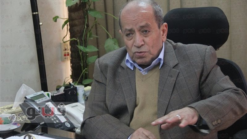 ل الدكتور نبيل درويش،