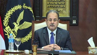 وزير الداخلية يكلف بتكثيف حملات إزالة التعديات والمخالفات على الطرق