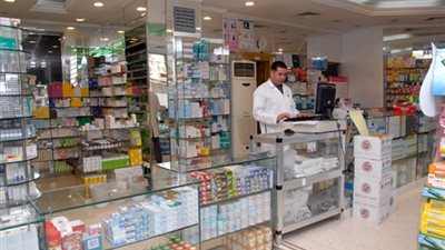 «الصيدليات» تطالب السيسي بحمايتها من الإفلاس بسبب «التأمين الصحي»