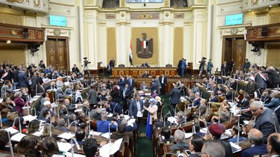 مجلس النواب يلزم الدولة بتطبيق التأمين الصحي على جميع المواطنين