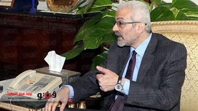 بلاغ يطالب بإحالة وزير الثقافة إلى 