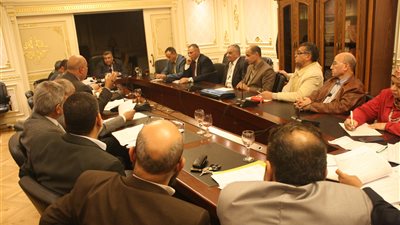 «المالية» تطالب بتحريك أسعار تذاكر السكة الحديد