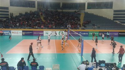 الصفاقسي يفوز على المجمع في البطولة العربية لسيدات الطائرة