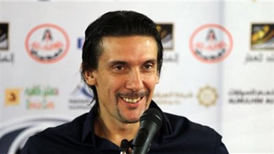 «نيبوشا» يغير برنامج الزمالك قبل مواجهة الاتحاد