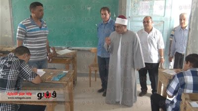 الإنجليزية في مستوى الطالب المتوسط بإعدادية الأزهر بجنوب سيناء