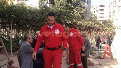 بالصور.. وصول وفد من الهلال الأحمر إلى مدرسة مصر الجديدة النموذجية