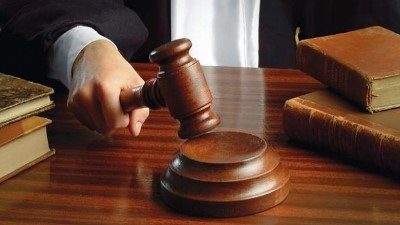 المشدد 15 سنة لسائق وعاطلين بتهمة قتل جارهم في الزاوية الحمراء