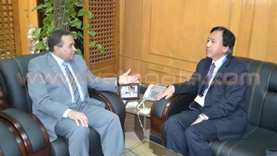 بالصور.. محافظ الإسماعيلية يستقبل سفير اليابان