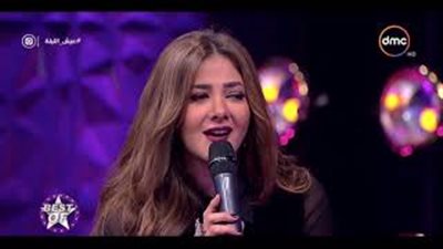 دنيا سمير غانم تشعل برنامج أشرف عبدالباقي بأغنية «أنا بتقطع من جوايا»