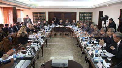 بالفيديو .. لبيب: 10 مليارات جنيه رأس مال المشروع القومي لتشغيل الشباب